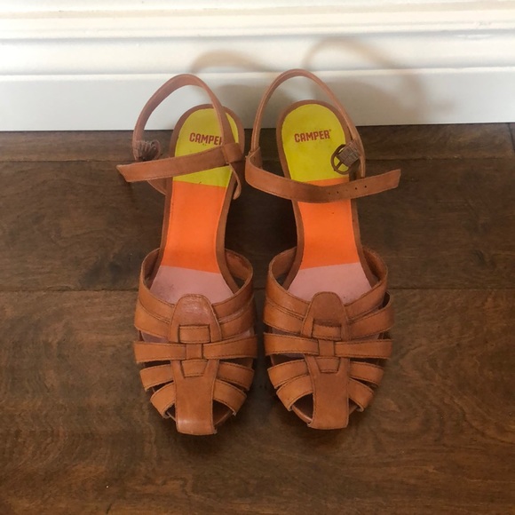 Camper cognac closed-toe heels - Picture 2 of 6